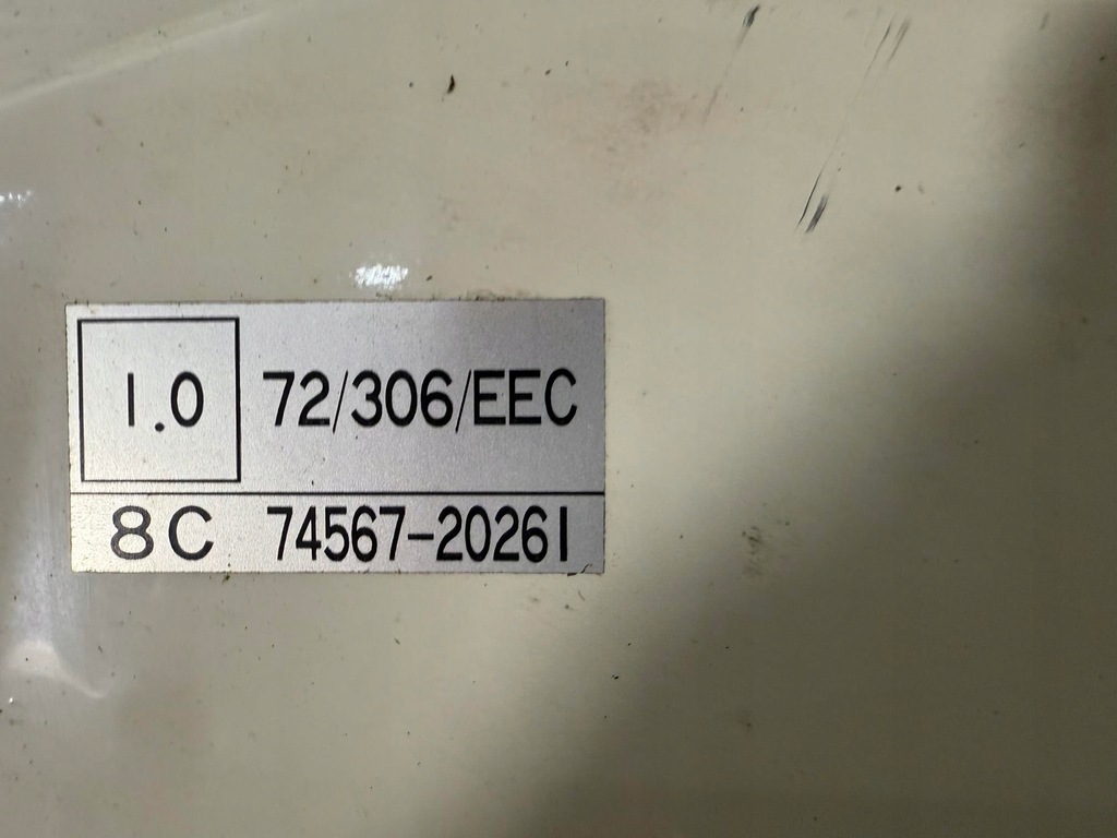 фото №7, Капот крышка двигателя перед toyota hiace bardzo ladna оригинальная