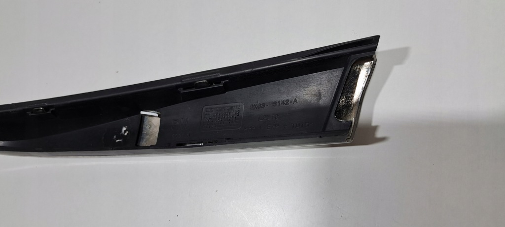 фото №6, Jaguar xf ii x260 молдинг бампер правый перед gx63-8142-a