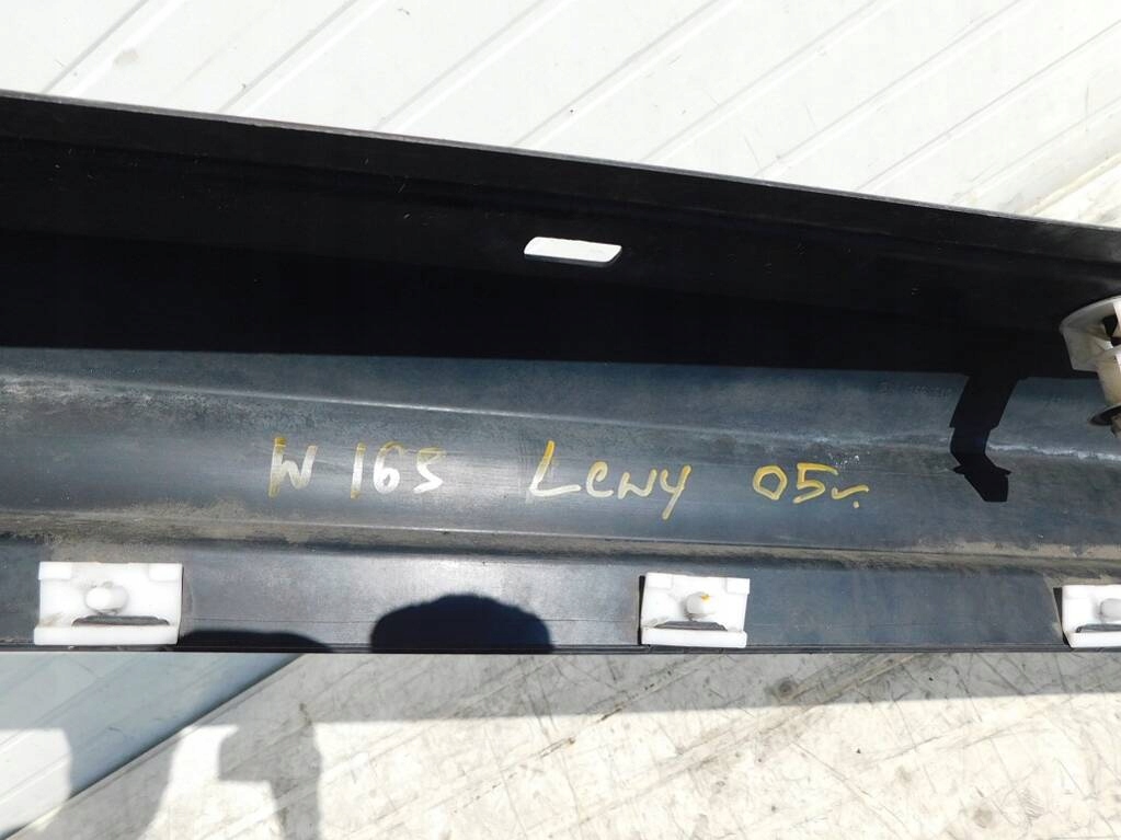 Mercedes a 1.5 a150 w169 накладка поріг поріг ліве Зі Шроту