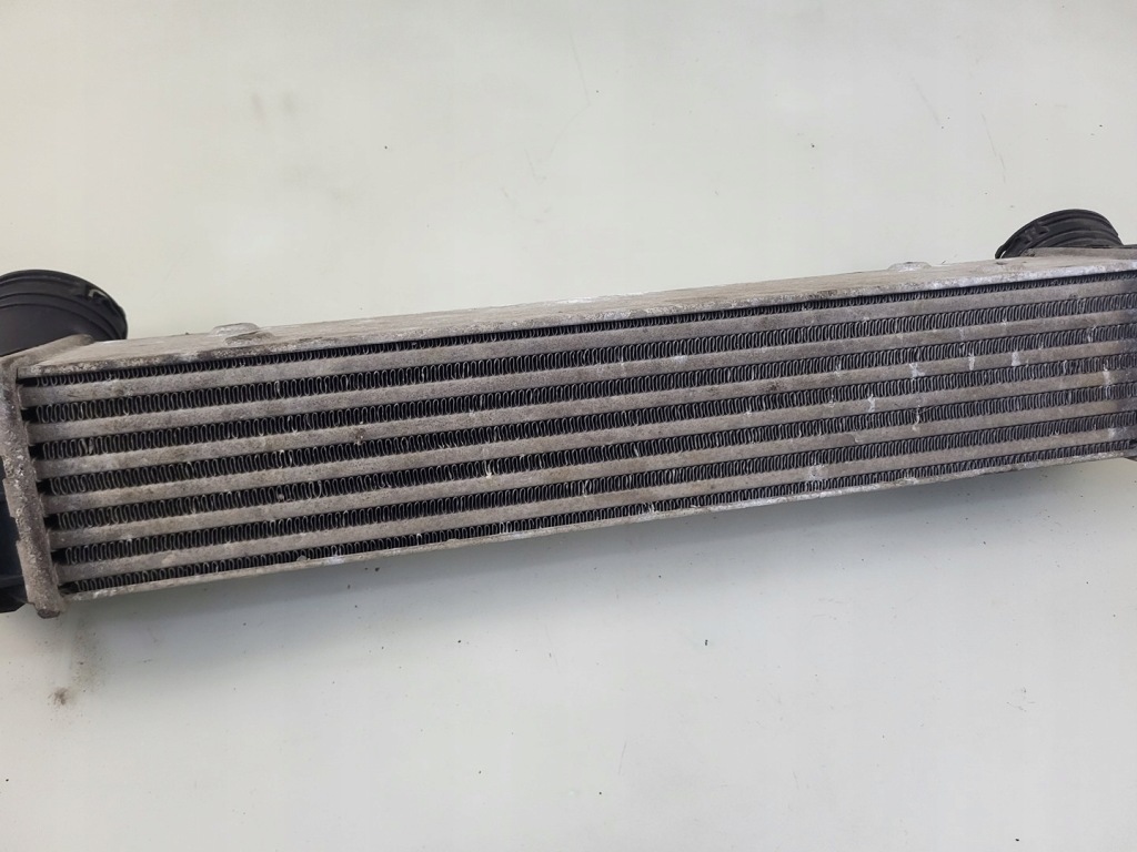 Интеркулер радиатор воздуха bmw 3 e90 e91 2.0 n47 3093796 в Украине