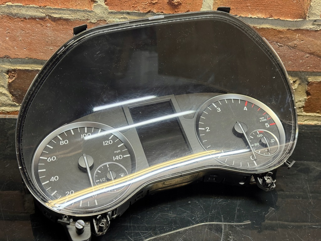 фото №1, Mercedes w447 счетчик спидометр a4479007008