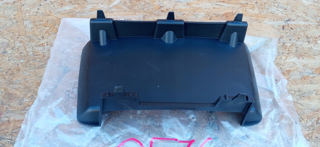 фото №1, Peugeot 2008 i 13- заглушка радара захист підсилювач решітка радіатора 9802474277