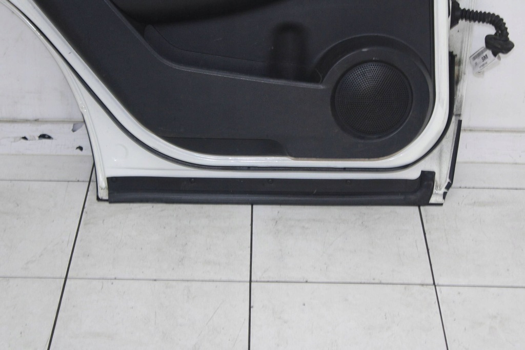 фото №10, Nissan qashqai j10 +2 08r- дверь левая задние левый задняя 326