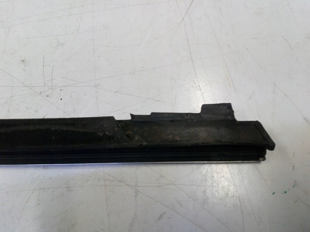 фото №3, Ford kuga mk1 молдинг двері хром правий задня