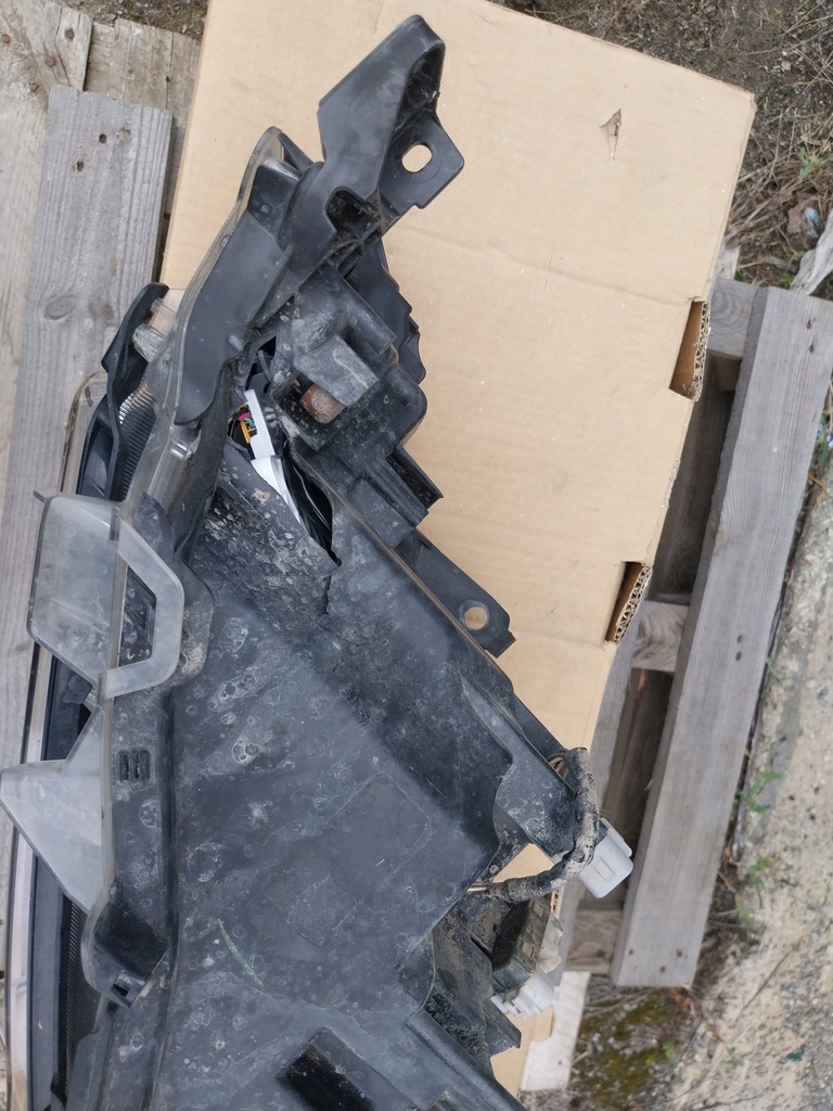 фото №15, Лампа правый перед full led toyota hilux viii lift