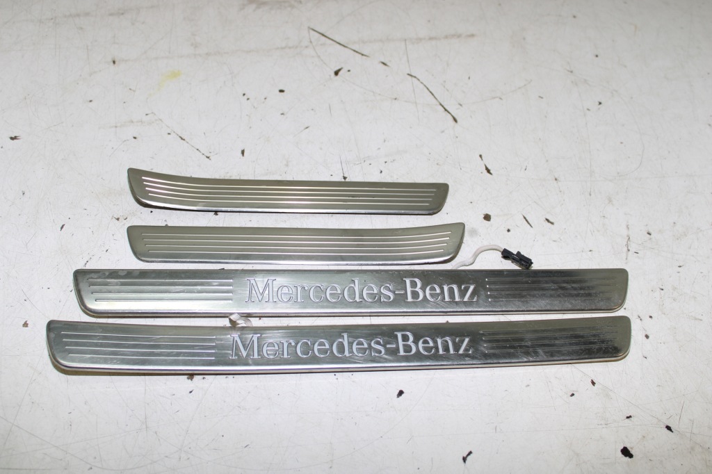 фото №1, Накладки пороговые хром подсвечиваемые mercedes gl x166 комплект q166