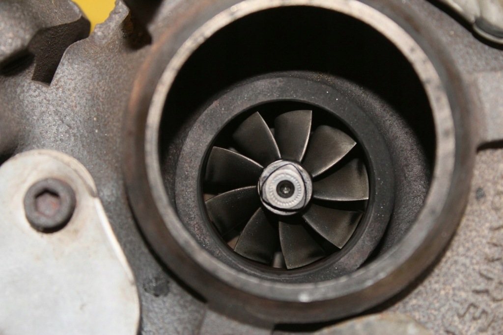 фото №8, Турбонагнітач a8 d3 4.0 tdi 057145702t