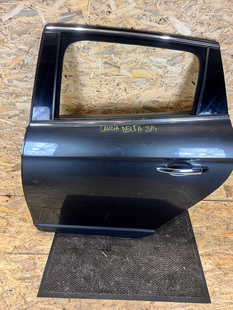 фото №1, Дверь задние левая lancia delta 488 код лакокрасочного покрытия: 284