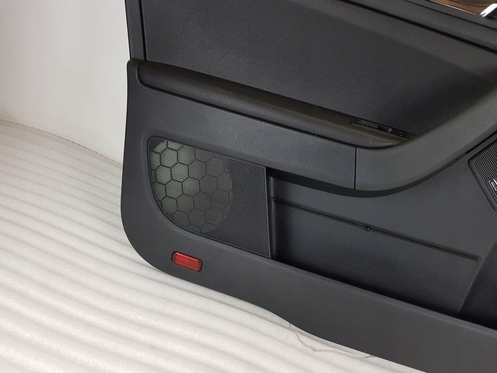 фото №16, Skoda yeti обивка обшивка дверь левый перед 5l1867011