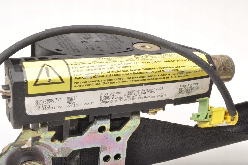Maserati 4200 gt купе ремень безопасности правая  перед 33026312a Недорого
