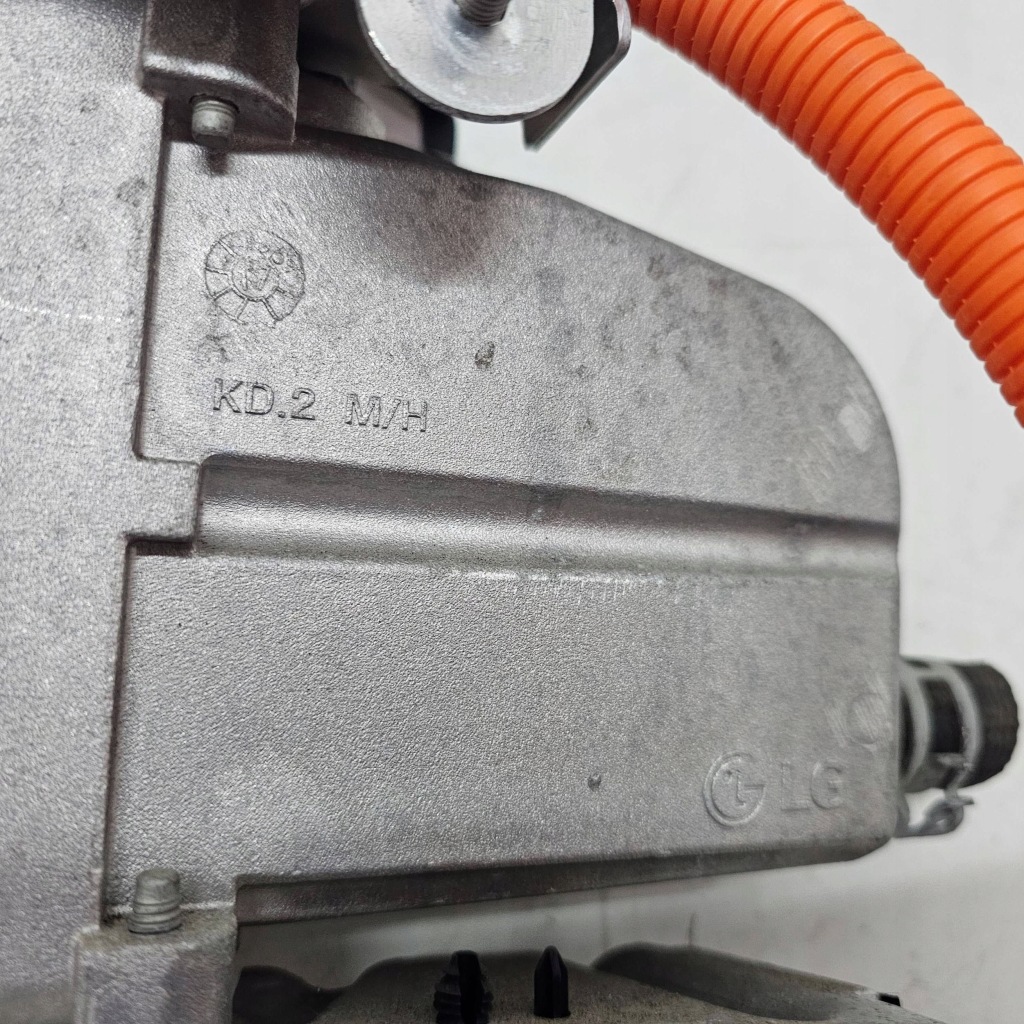 Вентилятор аккумулятора tesla model s 2019r 1038901-00-1 с Разборки