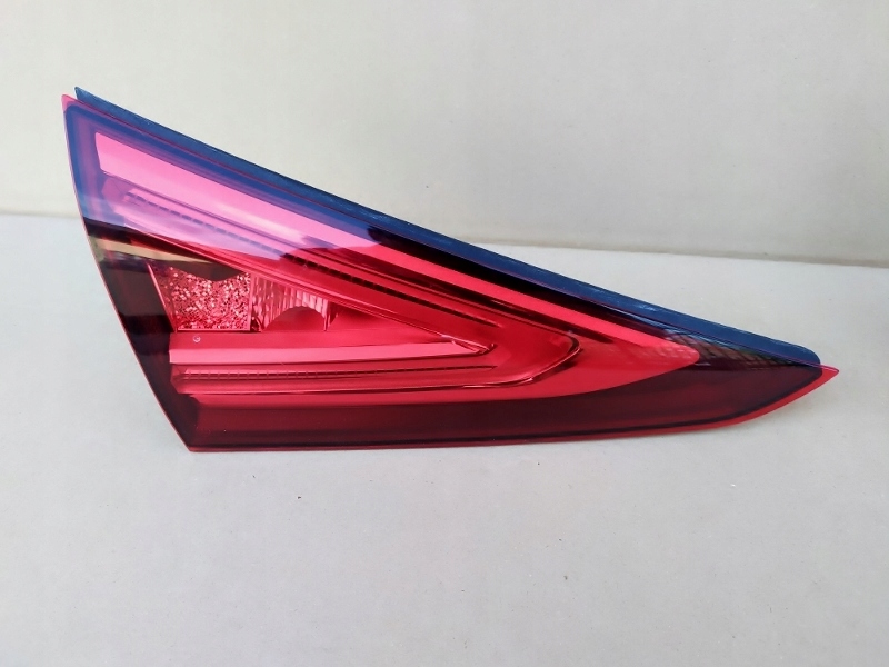 фото №1, Лампа крышки левая mercedes cls w257 a2579065000