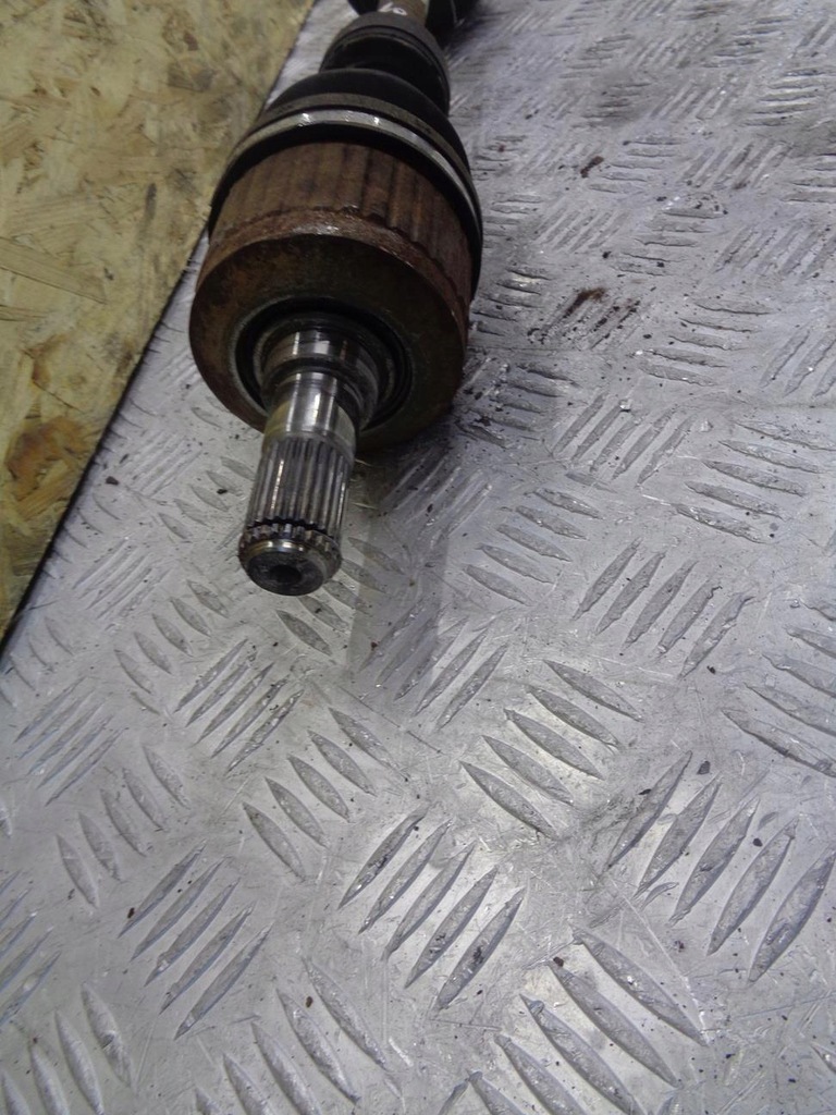 фото №5, Привідний вал ліва короткий механічна коробка передач hyundai coupe 2 ii tiburon 2001- 2.0 16v