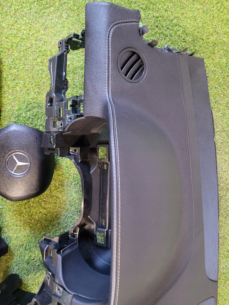 фото №4, Mercedes gl x166 консоль приборная панель приборная панель подушка безопасности кожа