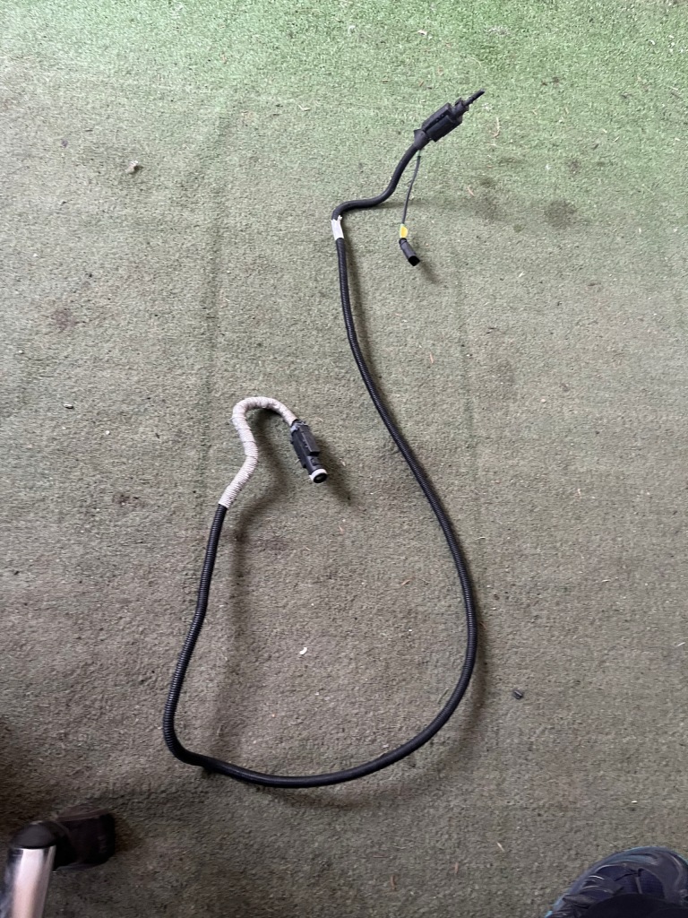 фото №1, Audi q5 8r lift шланг adblue 8r0131984ab