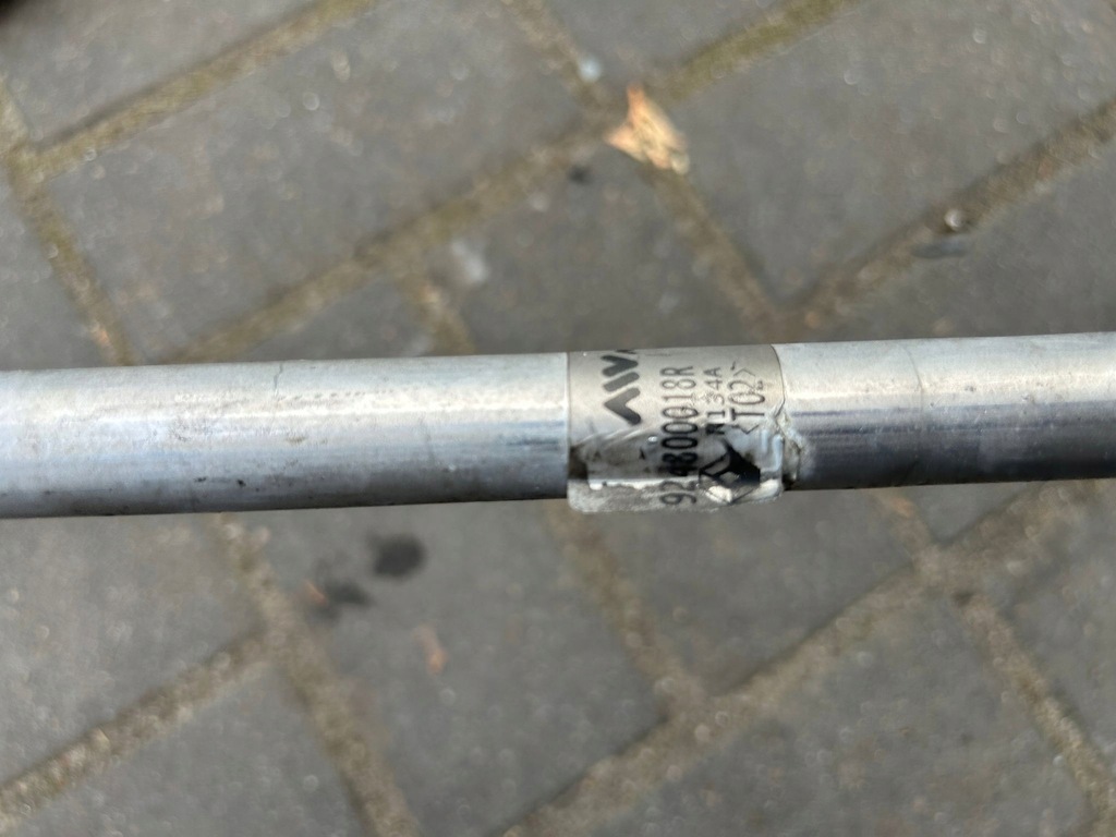 фото №6, Renault master iii 2.3dci шланг wąż кондиционера 924800018r