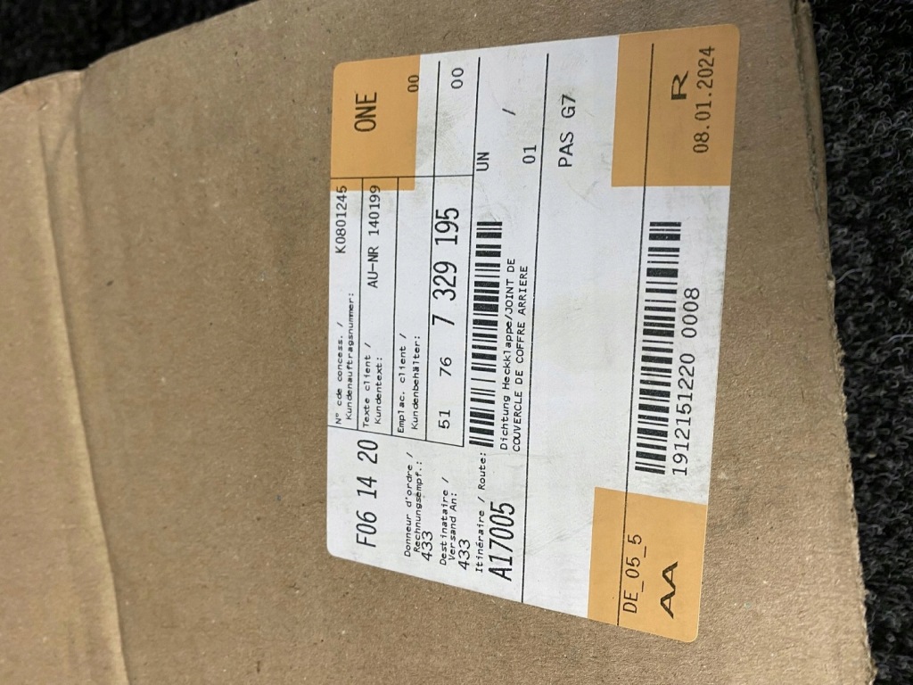 фото №7, Bmw seria 1 f20 f21 прокладка крышки багажника 51767329195 nowa