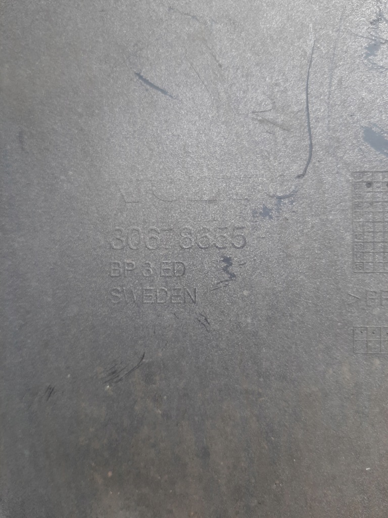 Бампер задняя volvo v70 iii цвет 484-16 2007-2016 pod датчики pdc 30678655 с Разборки