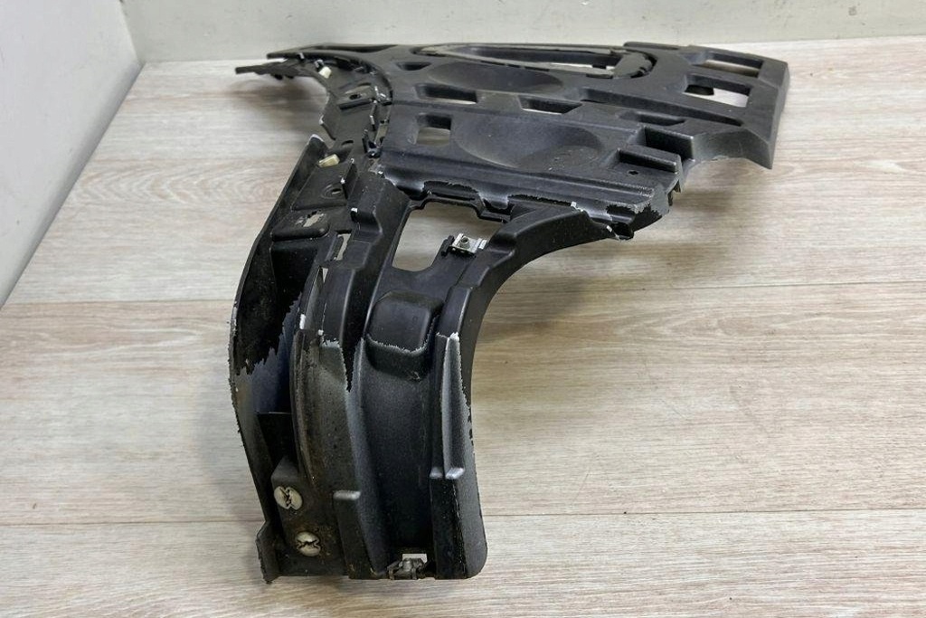 фото №11, Лівий напрямна заднього бампера porsche cayenne 92a 7p5807377a 3.0l 2016