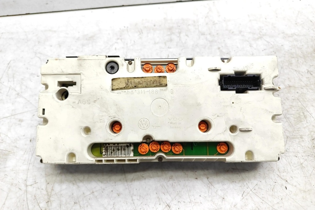 фото №7, Счетчик vw vento 1h5919033m 1.9l дизель 77kw 1993