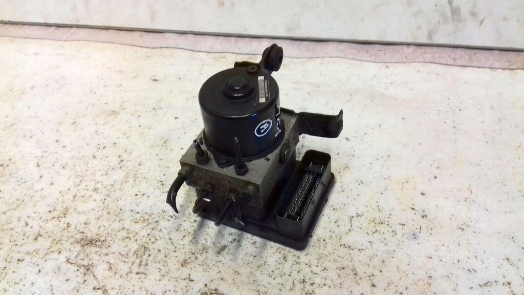 фото №1, Насос abs 3m512c405af ford c-max mk1 03- mazda