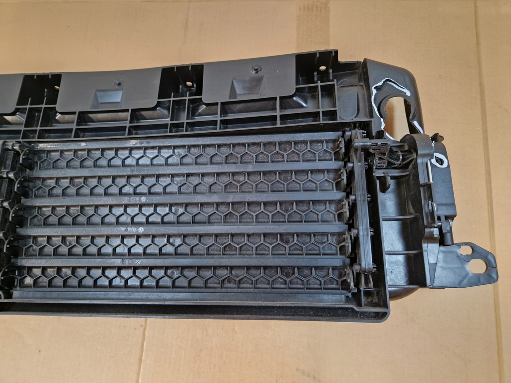 фото №6, Volvo xc 40 xc40 впуск жалюзі повітропровід повітря 32227592