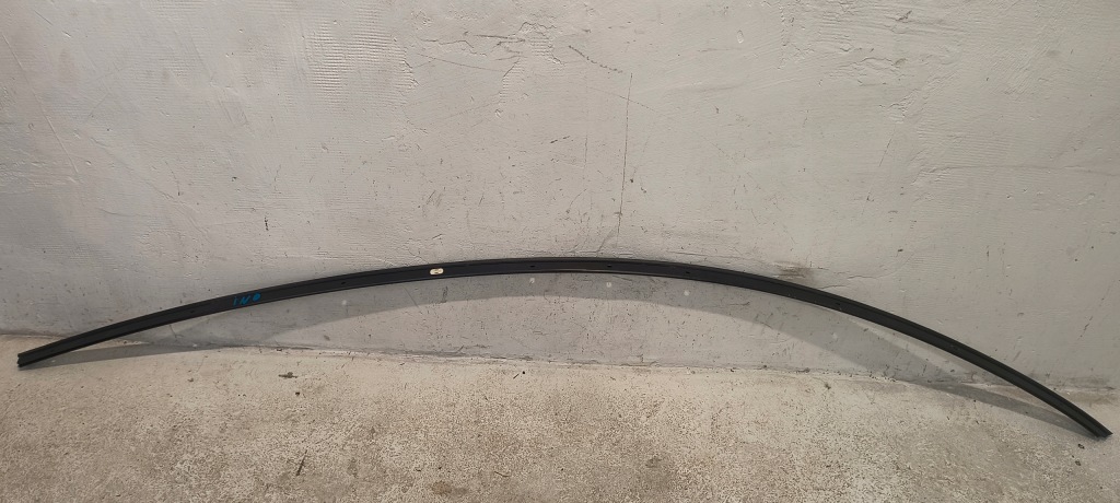 Молдинг кровельная боковая левая tesla model y с Разборки