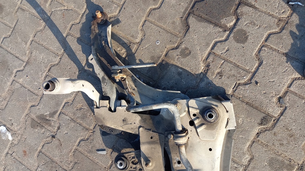 фото №4, Подрамник перед renault megane 04r kombi