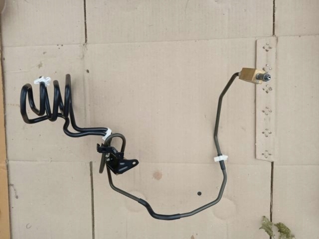 фото №2, Nissan maxima a32 3.0 шланг труба сцепления