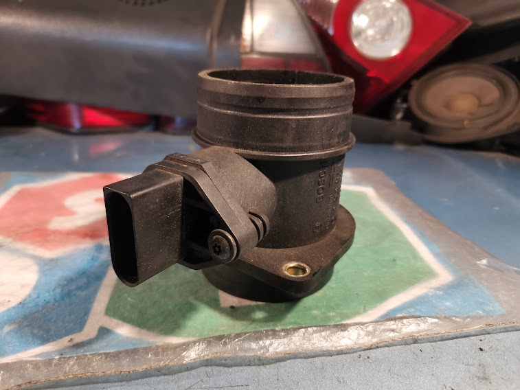 Bosch расходомер vw audi skoda seat 0280217121 06a906461 Недорого