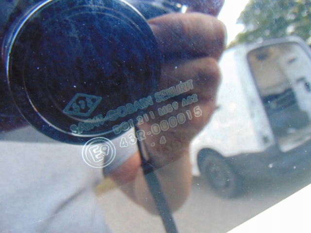 фото №2, Стекло левая задняя откидная dacia lodgy 2014 r