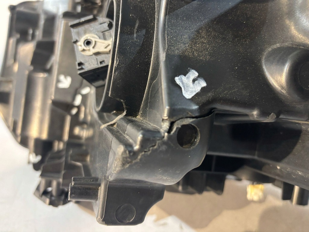 фото №8, Bmw 6 gt g32 лампа адаптивный led правая - 17583