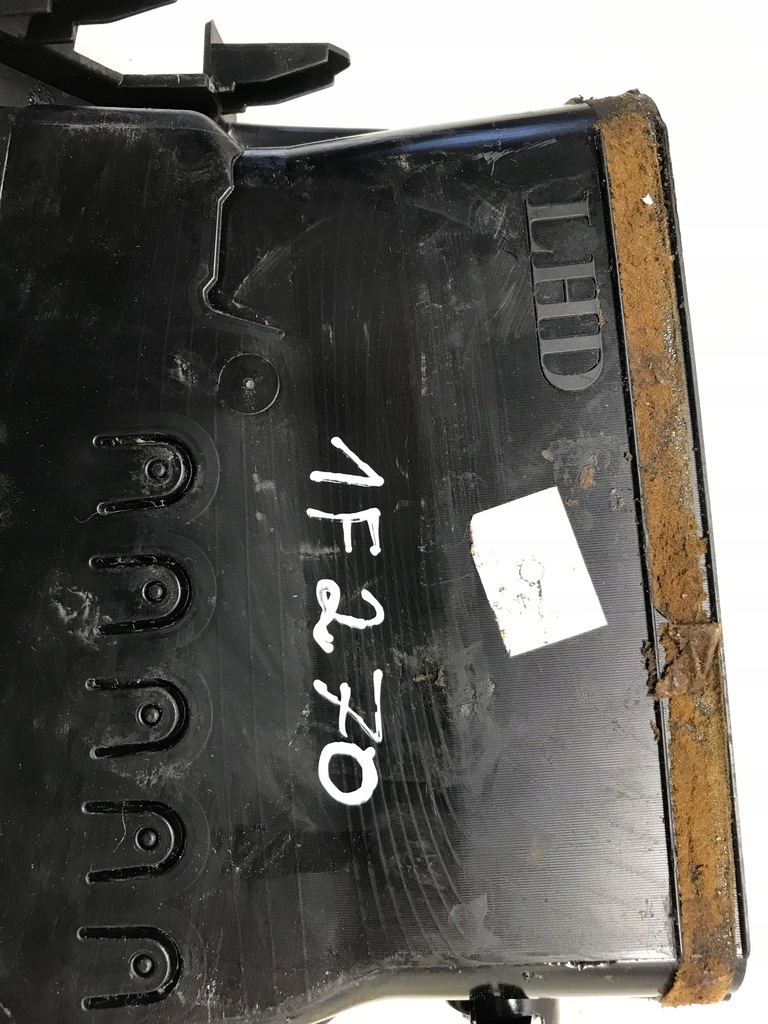 фото №8, Решётка обдув средняя toyota verso lift 556700f030