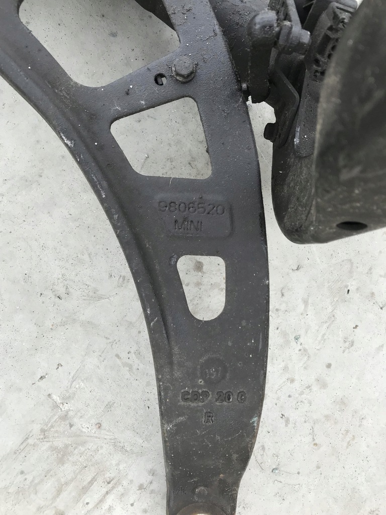 фото №2, Mini r60 рычаг правый перед 9806520