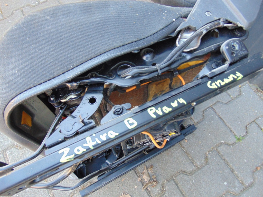 фото №10, Сидіння пасажира правий перед з підігрівом opel zafira b