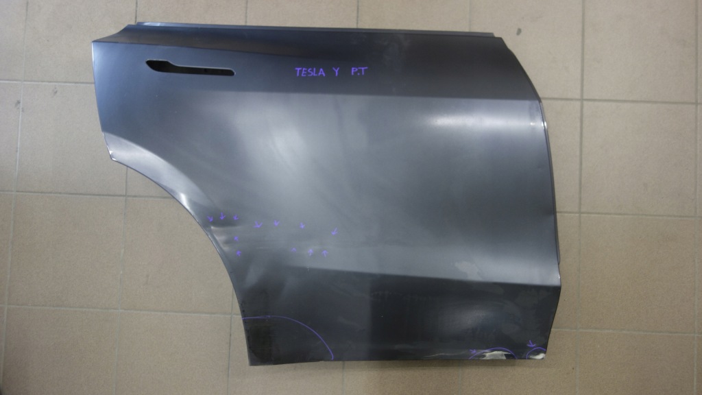 Tesla model y дверь правый  задняя Доставка