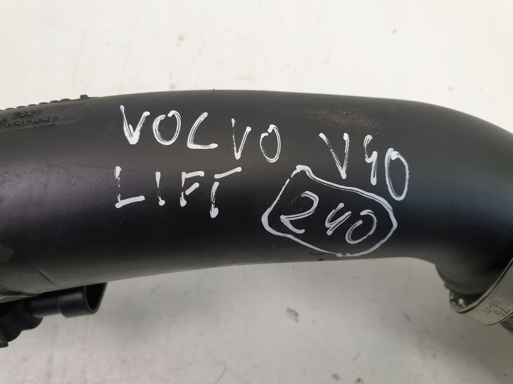 фото №2, Volvo v40 s40 1.9 d труба повітря інтеркулер