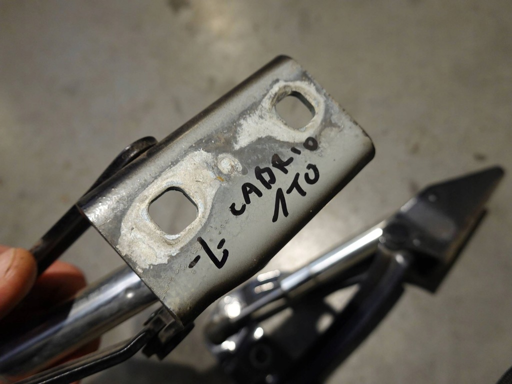 фото №8, Vw new beetle cabrio 1y0 петля петлі задній кришки багажника лівий правий