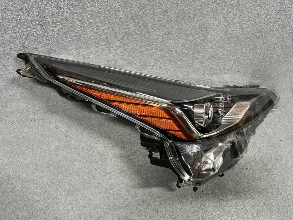 Фара toyota prius iv рестайлинг  full led правый  оригинал koito Цена