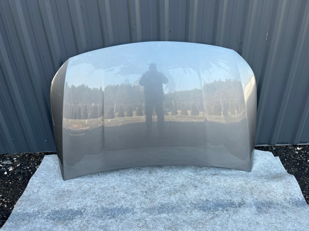 Mercedes w 247 b klasa капот Зі Шроту