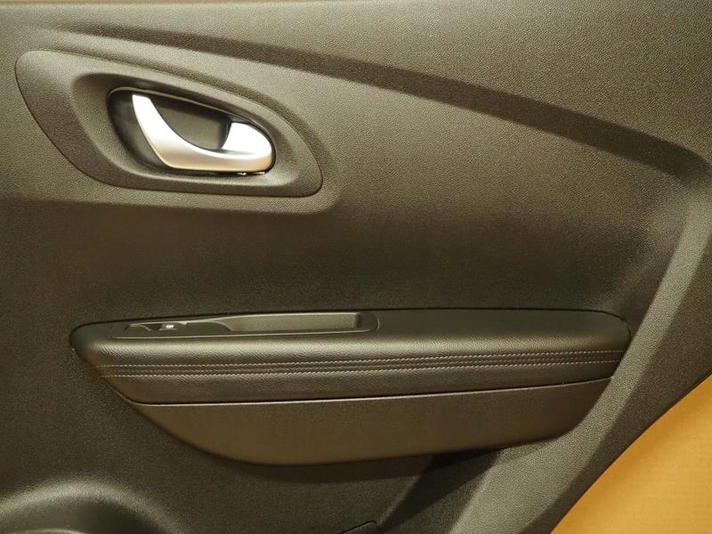 фото №3, Оббивка обшивка двері правий задня renault kadjar