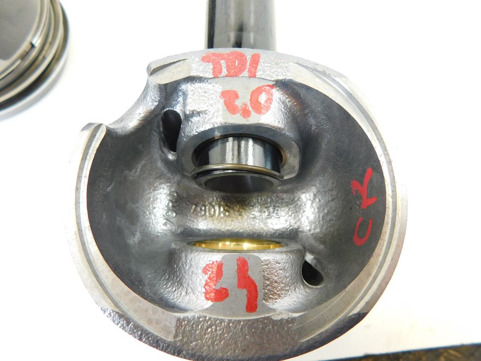 фото №9, 4x поршень 2.0 tdi cr vw t6 multivan caravelle california crafter caddy