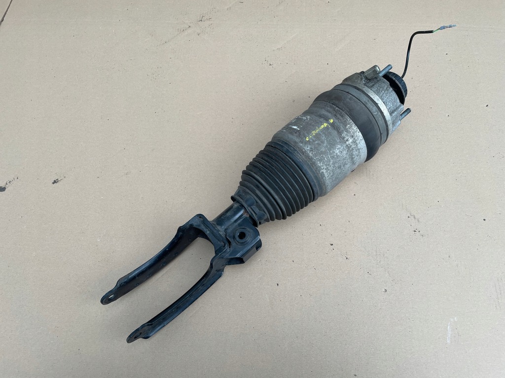 фото №1, Porsche cayenne ii 7p амортизатор перед 7p5616404ad