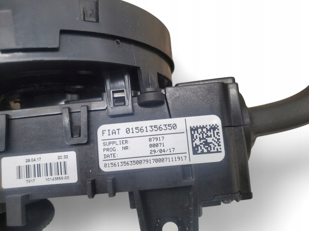 фото №6, Alfa romeo stelvio 01561356350 панелі керування, перемикачі