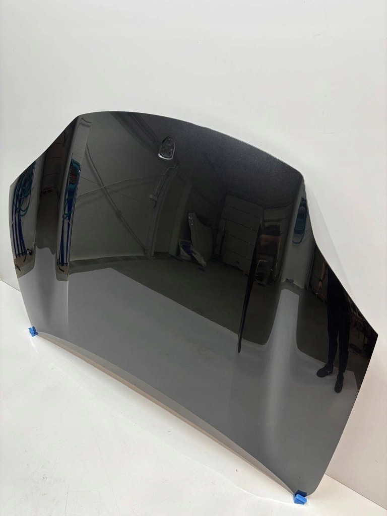 Porsche macan 4 electric капот 95c823155c vulkangrau m7r Недорого