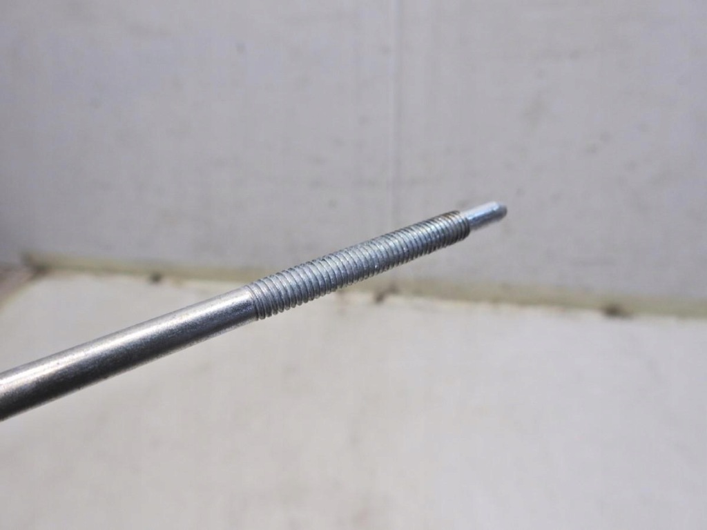 фото №3, Болт колеса запасного volvo v70 iii d3l5a