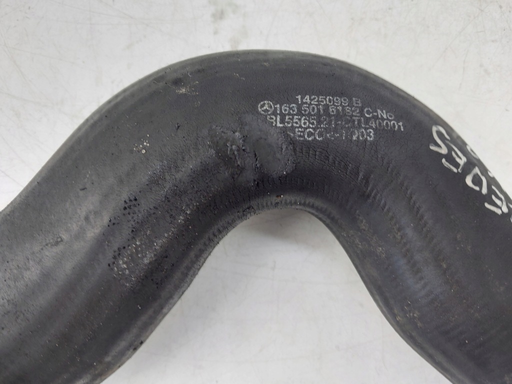 Труба шланг интеркулер 1635016182 a0041533128 mercedes ml w163 2.7 cdi Недорого