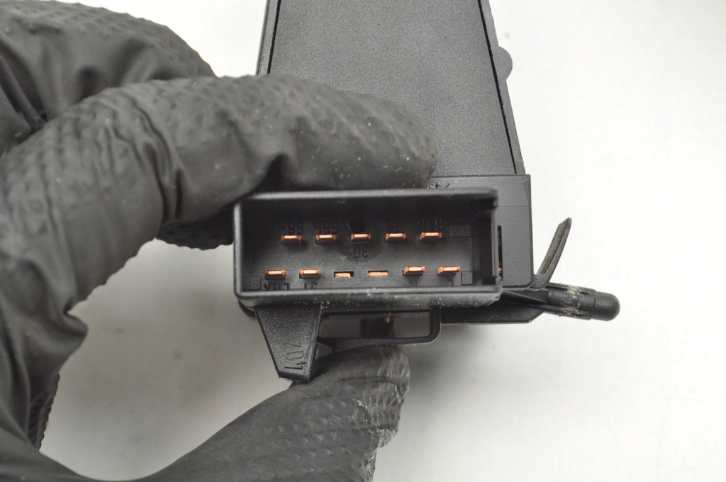 фото №7, Smart roadster 452 перемикач поворотники 0001185v009