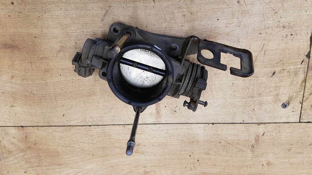 фото №1, Дросельна заслінка ford mondeo mk2 2.0 16v