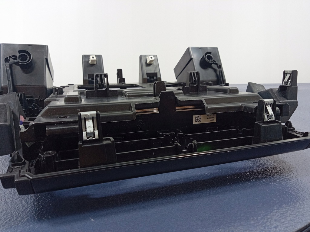 фото №8, Megane iv панель кондиционер дисплей navi 681833236r